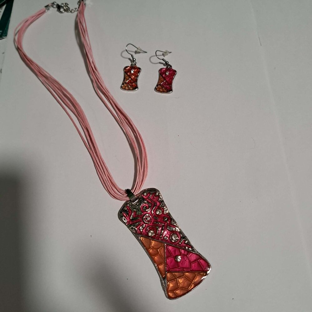 pink orange silver color earing and necklace set large pendant abstract - Picture 6 of 7